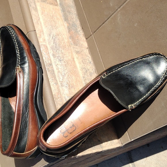 Allen Edmonds driving moccasin - Picture 9 of 10